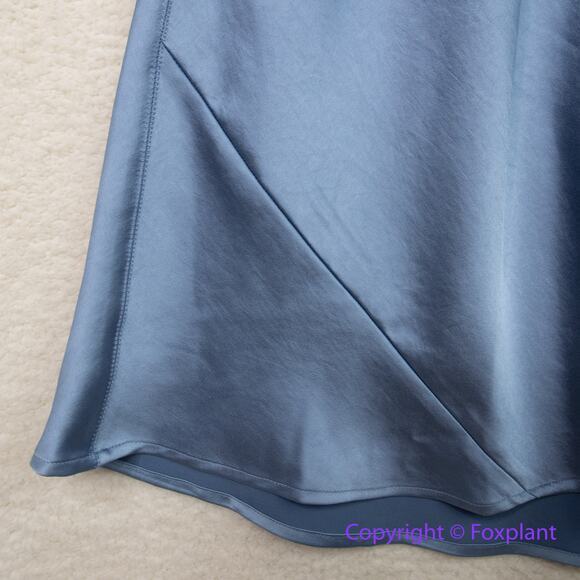 New! White House Black Market Sleeveless Satin Slip Dress‎ in blue, size 8 - Picture 9 of 14